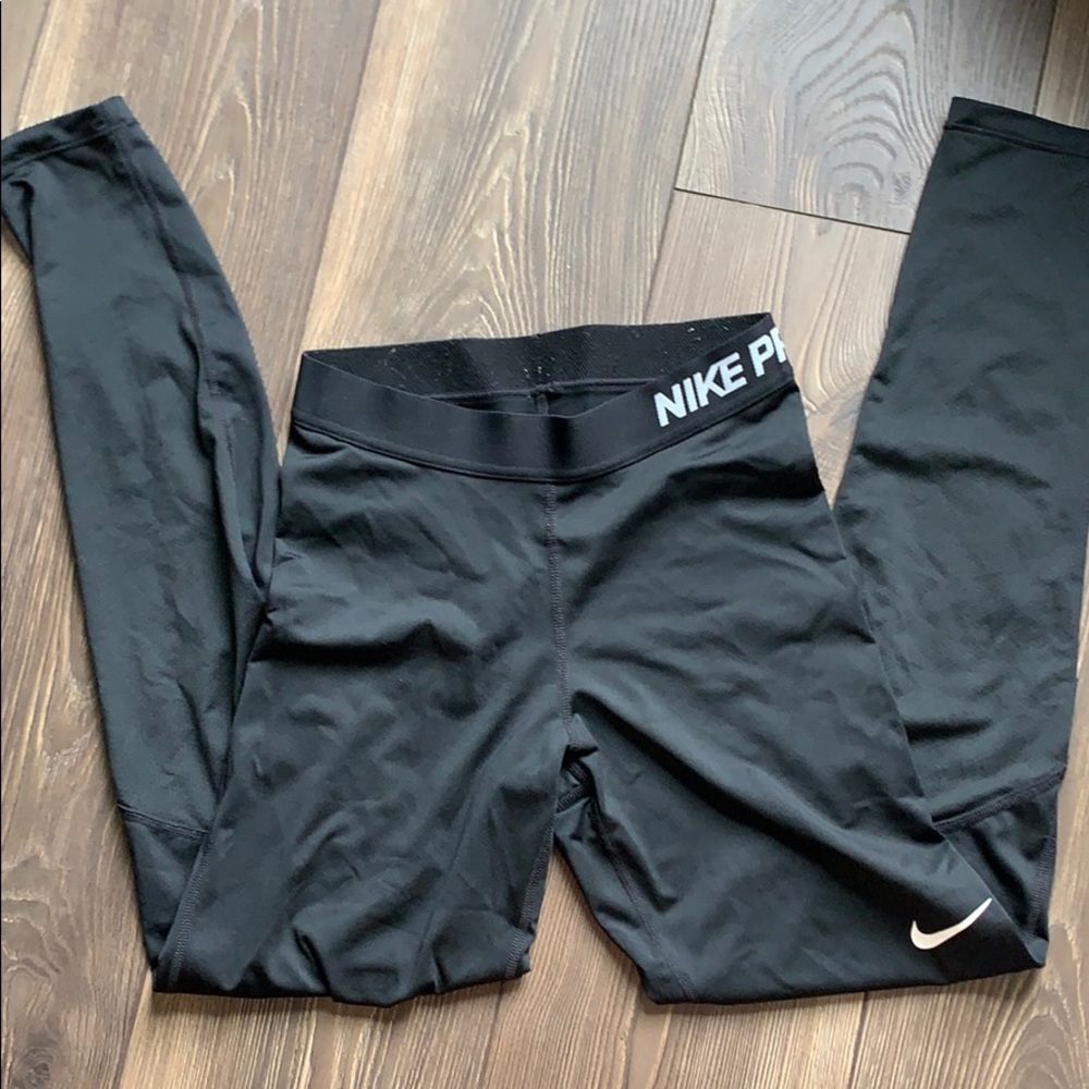 Nike pro dry-fit leggings
